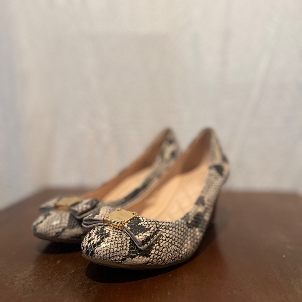 Cole haan snake wedges size 7